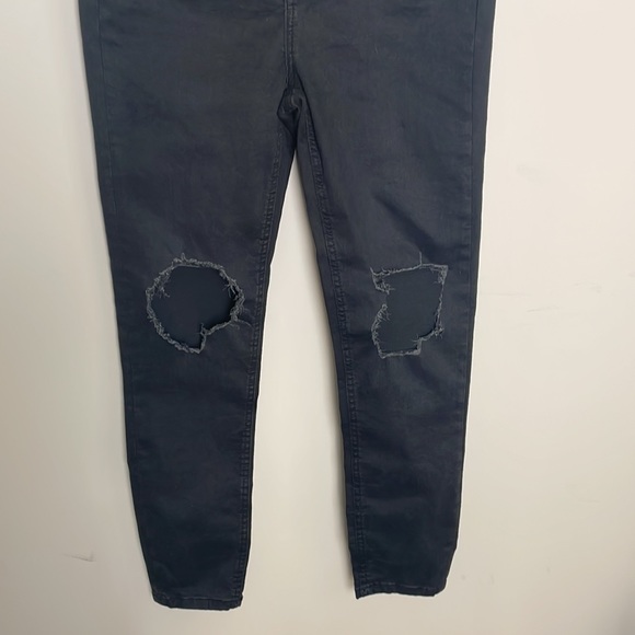 Free People Busted Knee Black Skinny Jeans- Size 29 - Picture 12 of 12